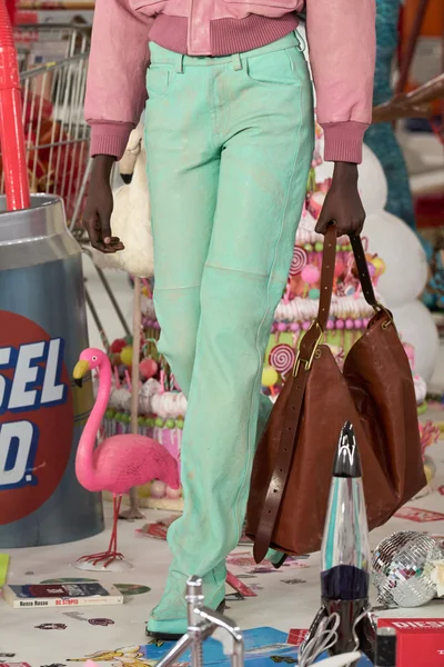 Look 120